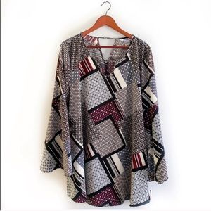 NWT Nygard Bell Sleeve Tunic Women’s Size Large